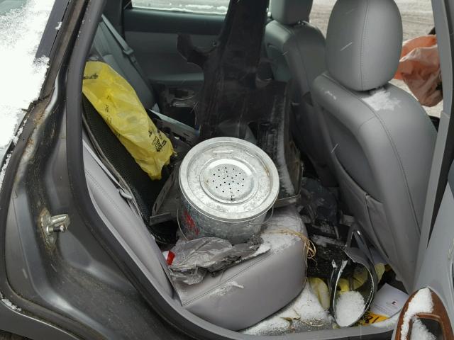 2G4WD562051272785 - 2005 BUICK LACROSSE C GRAY photo 6