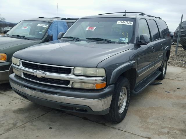 1GNEC16Z42J306017 - 2002 CHEVROLET SUBURBAN C GRAY photo 2