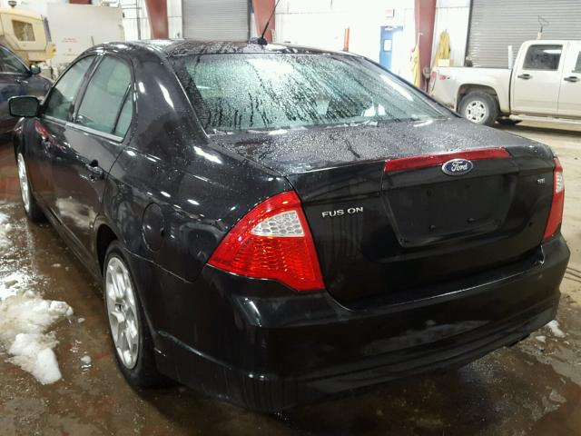 3FAHP0HA7AR327899 - 2010 FORD FUSION SE BLACK photo 3