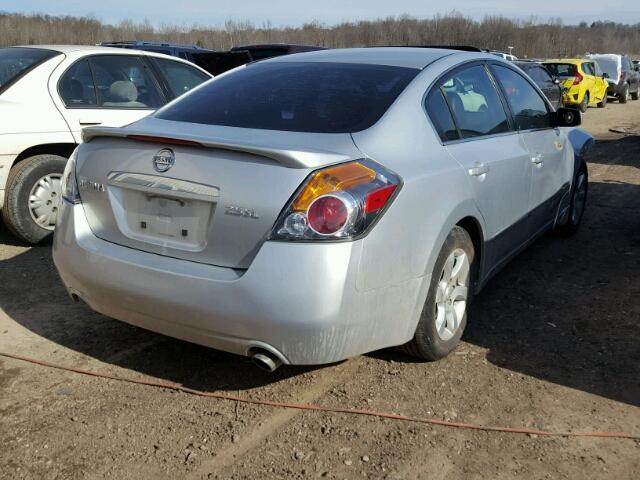 1N4AL21E08C145573 - 2008 NISSAN ALTIMA 2.5 SILVER photo 4