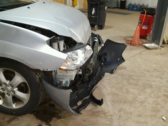 KMHDU46D48U538675 - 2008 HYUNDAI ELANTRA GL SILVER photo 9