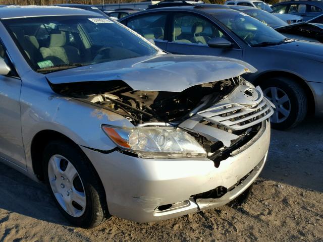 4T4BE46K49R116013 - 2009 TOYOTA CAMRY BASE SILVER photo 9