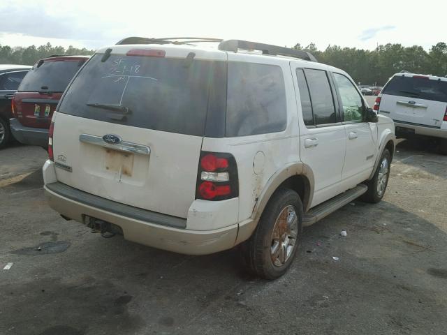 1FMEU64E58UA13636 - 2008 FORD EXPLORER E WHITE photo 4