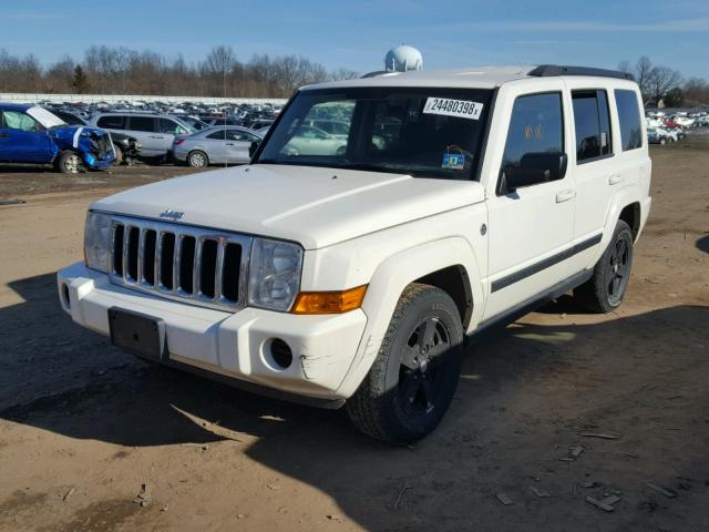 1J8HG48N98C160399 - 2008 JEEP COMMANDER WHITE photo 2