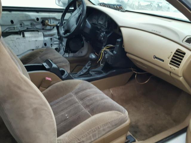 2G1WW12EXY9342170 - 2000 CHEVROLET MONTE CARL თეთრი ფოტო 5