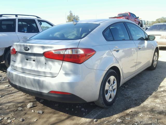 KNAFK4A69F5410061 - 2015 KIA FORTE LX SILVER photo 4