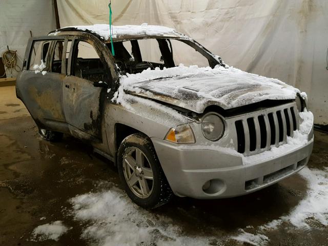 1J8FT47WX8D647618 - 2008 JEEP COMPASS SP SILVER photo 1