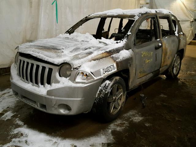 1J8FT47WX8D647618 - 2008 JEEP COMPASS SP SILVER photo 2