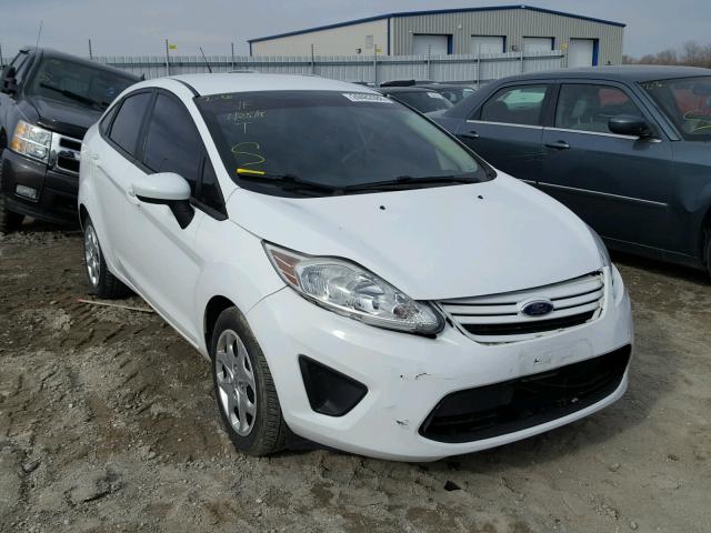 3FADP4AJ3CM112455 - 2012 FORD FIESTA S WHITE photo 1