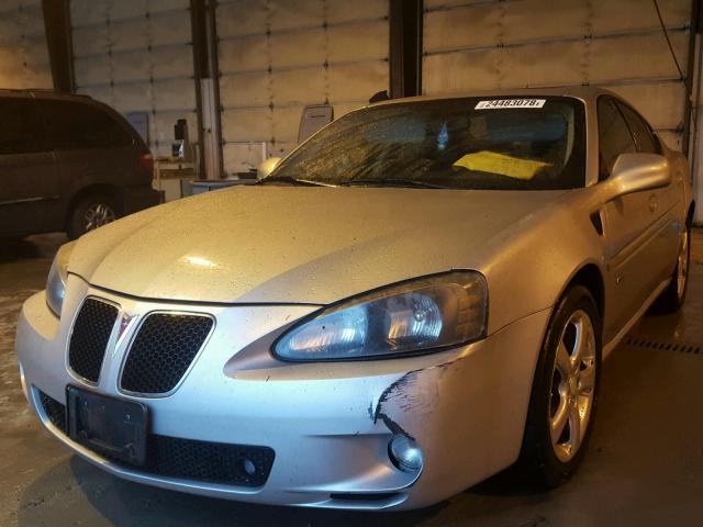 2G2WC55C671189774 - 2007 PONTIAC GRAND PRIX SILVER photo 2