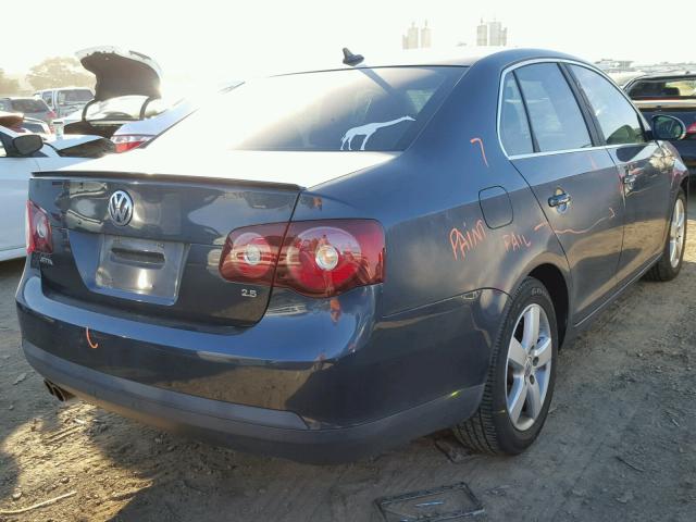 3VWRZ71K68M032690 - 2008 VOLKSWAGEN JETTA SE BLUE photo 4