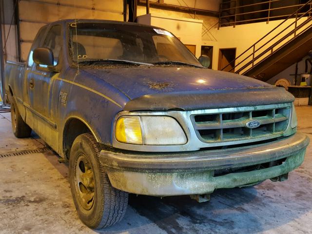 1FTZX1767WKA96421 - 1998 FORD F150 BLUE photo 1