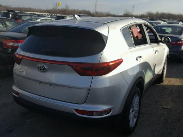 KNDPMCAC0J7370421 - 2018 KIA SPORTAGE L SILVER photo 4