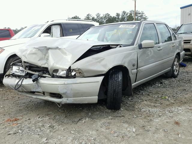 YV1LS61J7Y2671483 - 2000 VOLVO S70 BASE BEIGE photo 2