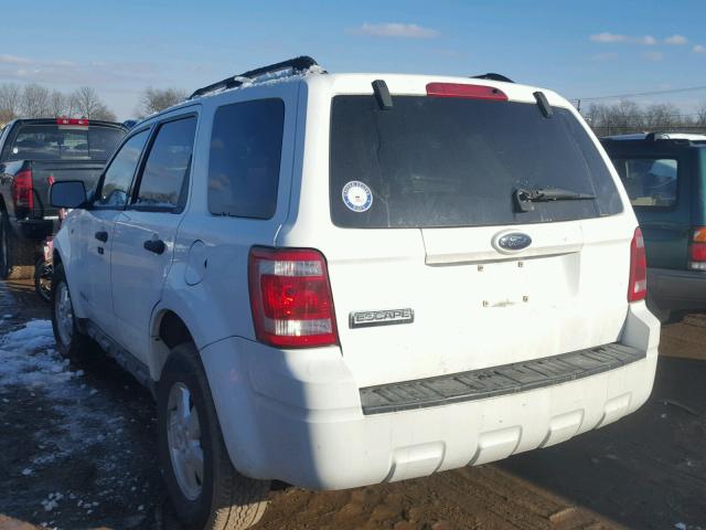 1FMCU03108KD74397 - 2008 FORD ESCAPE XLT WHITE photo 3