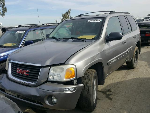 1GKDS13S452314698 - 2005 GMC ENVOY GRAY photo 2