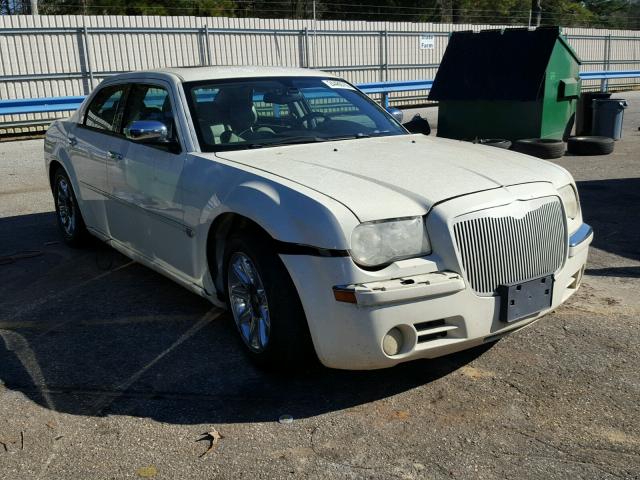 2C3JA63H15H105580 - 2005 CHRYSLER 300C WHITE photo 1