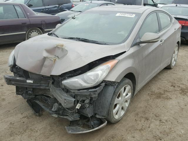 5NPDH4AE5CH111565 - 2012 HYUNDAI ELANTRA GL TAN photo 2