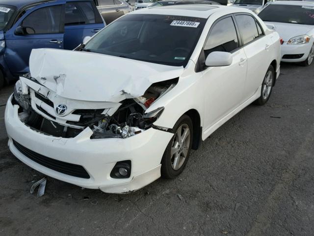 5YFBU4EE2CP057514 - 2012 TOYOTA COROLLA BA WHITE photo 2