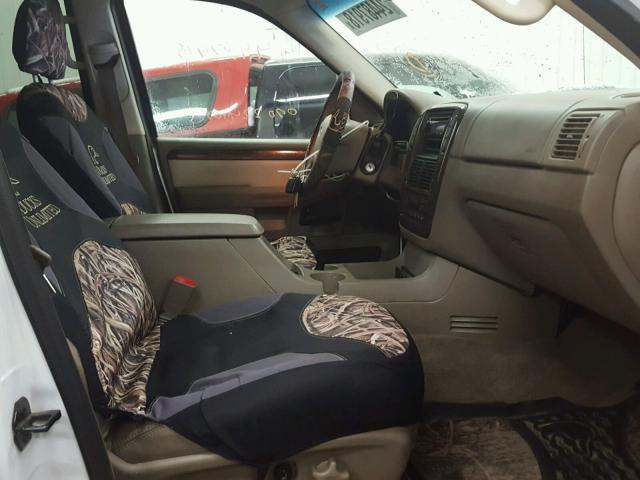 1FMZU74E12ZC18582 - 2002 FORD EXPLORER E WHITE photo 5