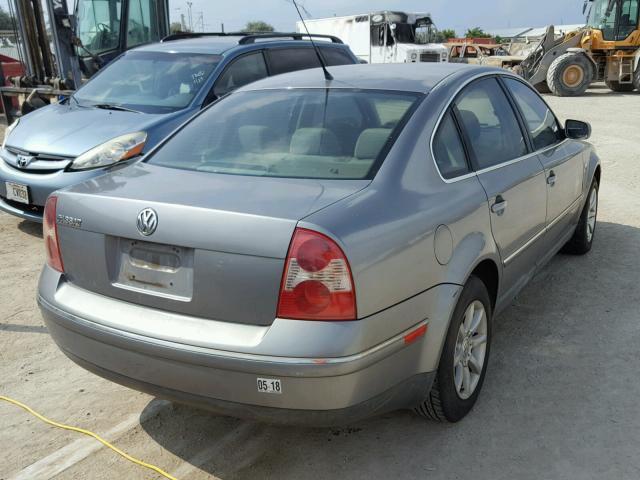 WVWPD63B04E067063 - 2004 VOLKSWAGEN PASSAT GLS GRAY photo 4