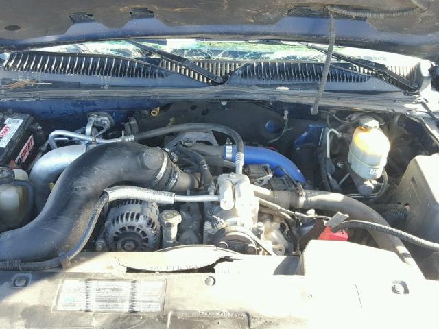 1GCHK23122F163276 - 2002 CHEVROLET SILVERADO BLUE photo 7