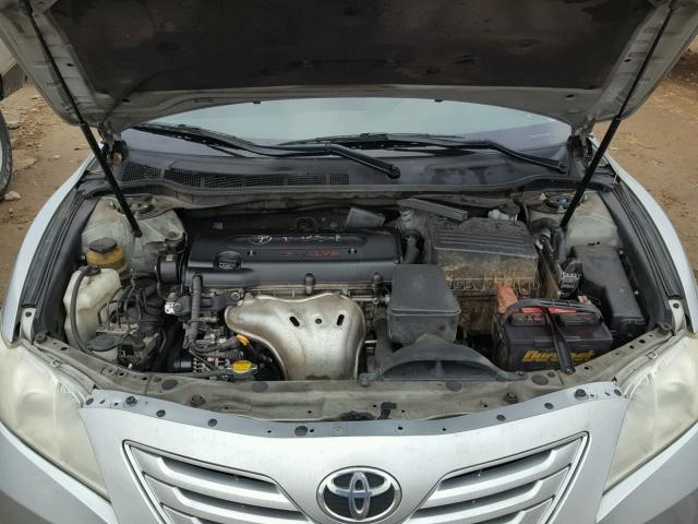 4T1BE46K97U092539 - 2007 TOYOTA CAMRY NEW SILVER photo 7