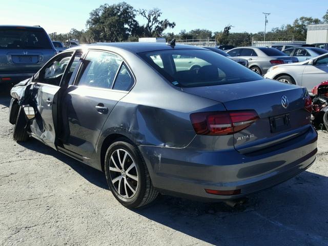 3VWDB7AJ6HM355580 - 2017 VOLKSWAGEN JETTA SE GRAY photo 3