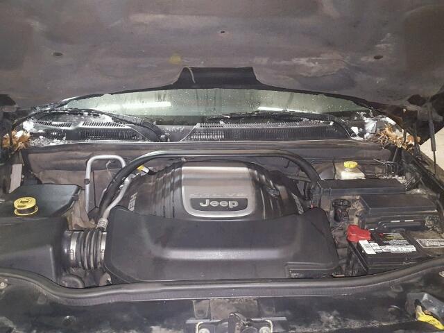 1J8HH58276C365810 - 2006 JEEP COMMANDER BLACK photo 7