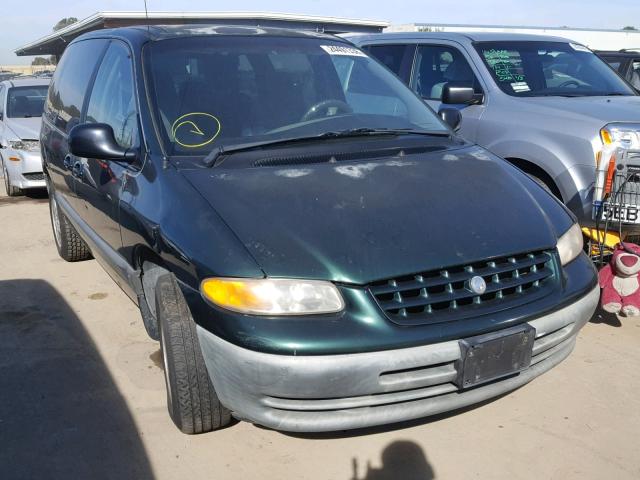 2P4GP45RXWR519091 - 1998 PLYMOUTH VOYAGER SE GREEN photo 1