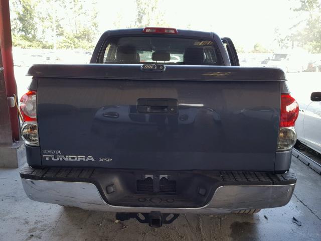 5TFEV54198X059462 - 2008 TOYOTA TUNDRA CRE CHARCOAL photo 10