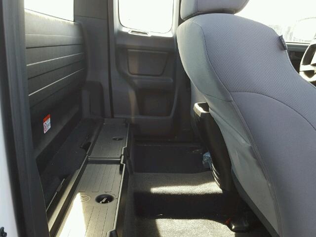 5TFRX5GN3GX063726 - 2016 TOYOTA TACOMA ACC WHITE photo 6