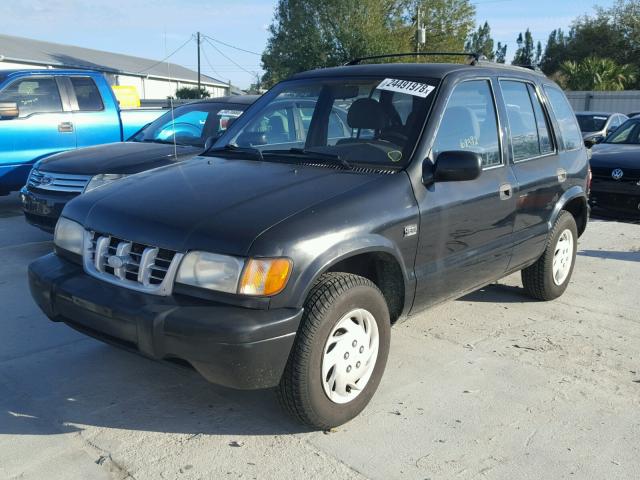 KNDJB723915051659 - 2001 KIA SPORTAGE BLACK photo 2