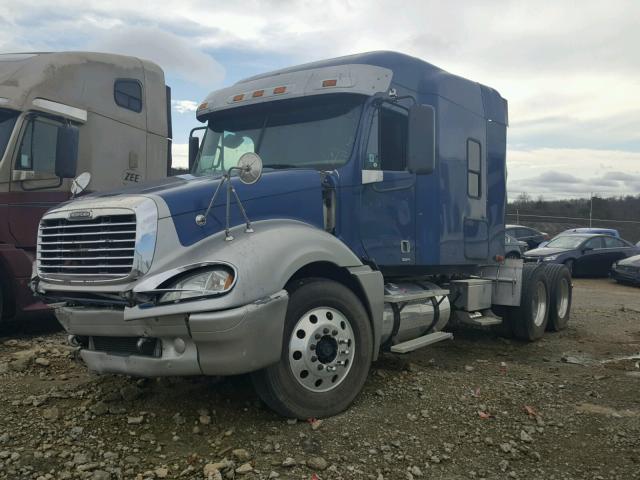 1FUJA6CV67LX48023 - 2007 FREIGHTLINER CONVENTION BLUE photo 2