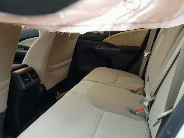 5J6RM4H50GL076601 - 2016 HONDA CR-V EX WHITE photo 6