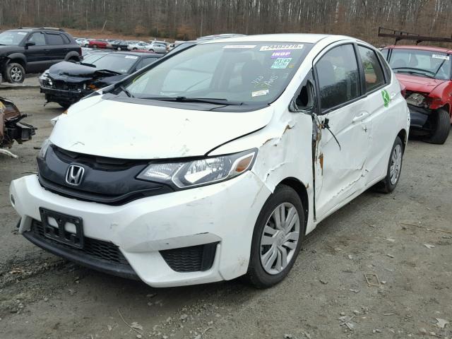 JHMGK5H56HS021780 - 2017 HONDA FIT LX أبيض صورة 2