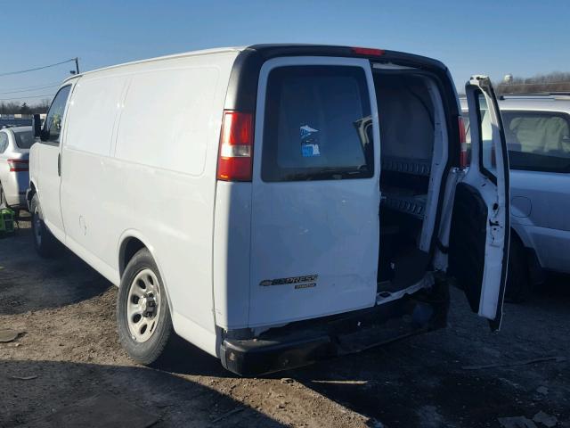 1GCSGAFXXE1103054 - 2014 CHEVROLET EXPRESS G1 WHITE photo 3