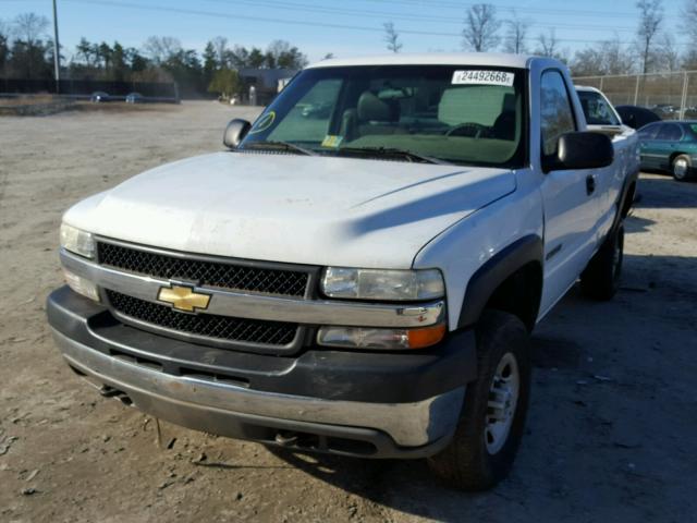 1GCHK24U11E125549 - 2001 CHEVROLET SILVERADO WHITE photo 2