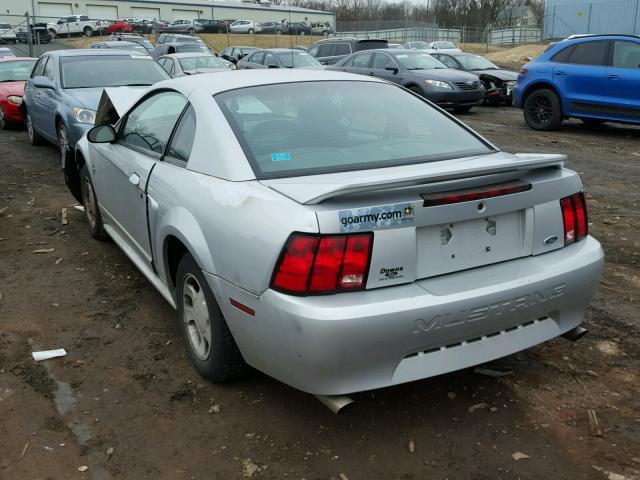 1FAFP4048YF254232 - 2000 FORD MUSTANG SILVER photo 3