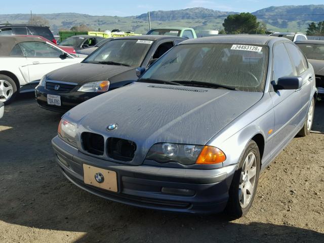 WBAAV33431FU86773 - 2001 BMW 325 I BLUE photo 2