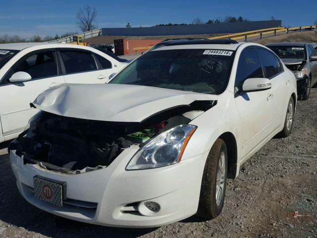 1N4AL2AP8CN427054 - 2012 NISSAN ALTIMA BAS WHITE photo 2