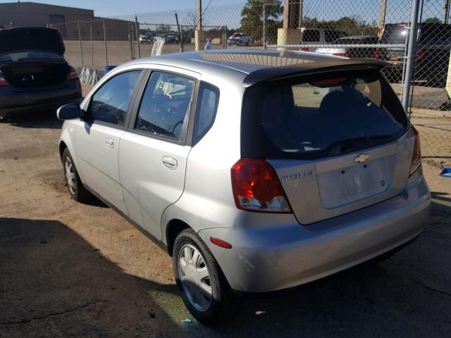 KL1TD62605B432922 - 2005 CHEVROLET AVEO BASE Gümüş fotoğraf 3