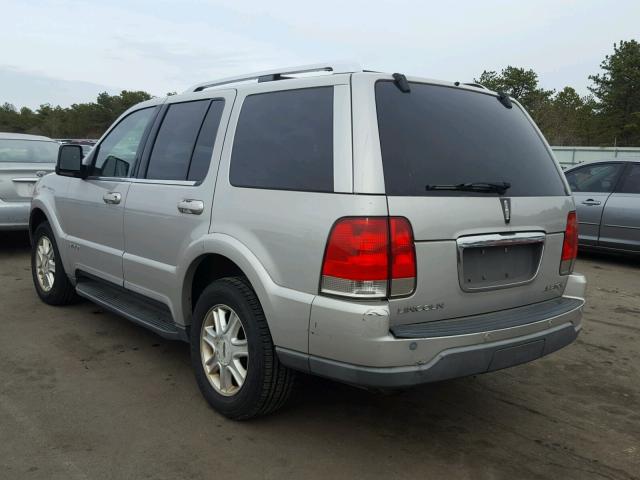 5LMEU88H03ZJ33756 - 2003 LINCOLN AVIATOR SILVER photo 3