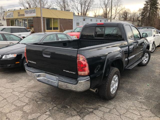 5TETX62N16Z296868 - 2006 TOYOTA TACOMA PRE BLACK photo 4