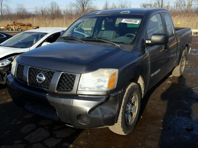 1N6BA06AX5N520834 - 2005 NISSAN TITAN XE GRAY photo 2