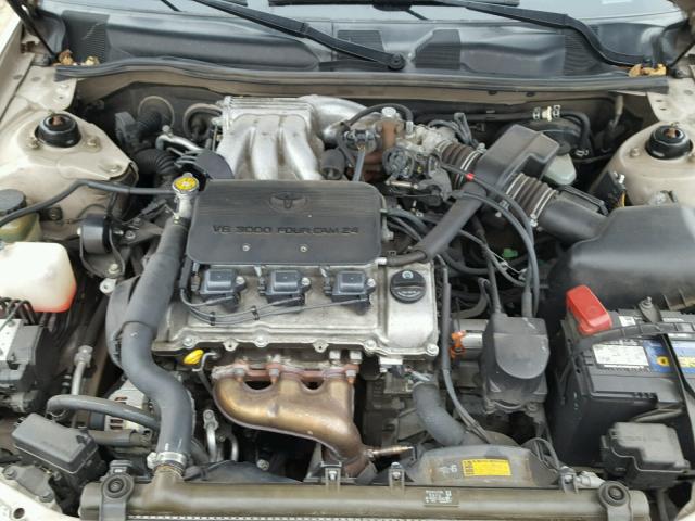 JT2BF22K210325423 - 2001 TOYOTA CAMRY CE GOLD photo 7