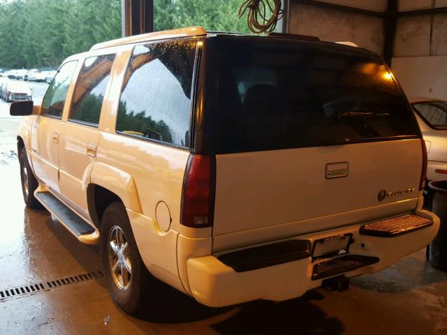 1GYEK13R6YR120192 - 2000 CADILLAC ESCALADE WHITE photo 3