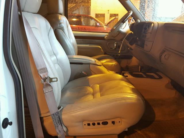 1GYEK13R6YR120192 - 2000 CADILLAC ESCALADE WHITE photo 5