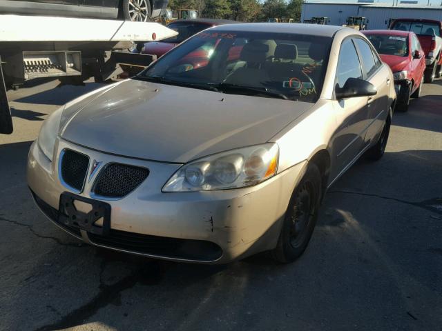 1G2ZF58B774106140 - 2007 PONTIAC G6 VALUE L GOLD photo 2