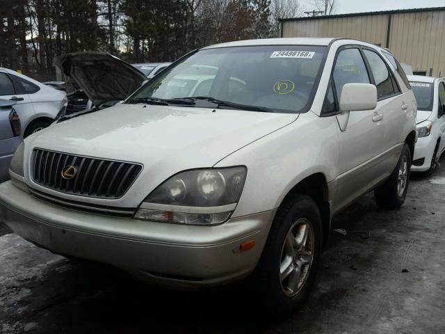 JT6HF10UXX0059956 - 1999 LEXUS RX 300 CREAM photo 2